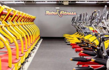 Equipamento Retro Fitness Coluna